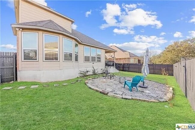 Building Photo - Spacious 4BR House in Harker Heights