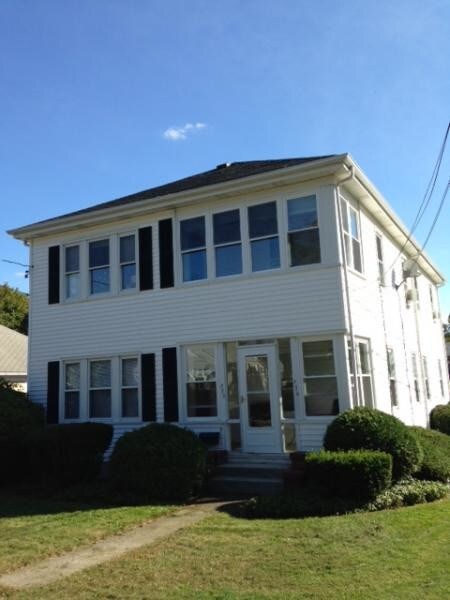 Primary Photo - 572 Maple Ave