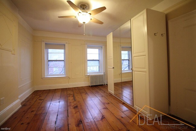 Building Photo - 27 Cheever Pl