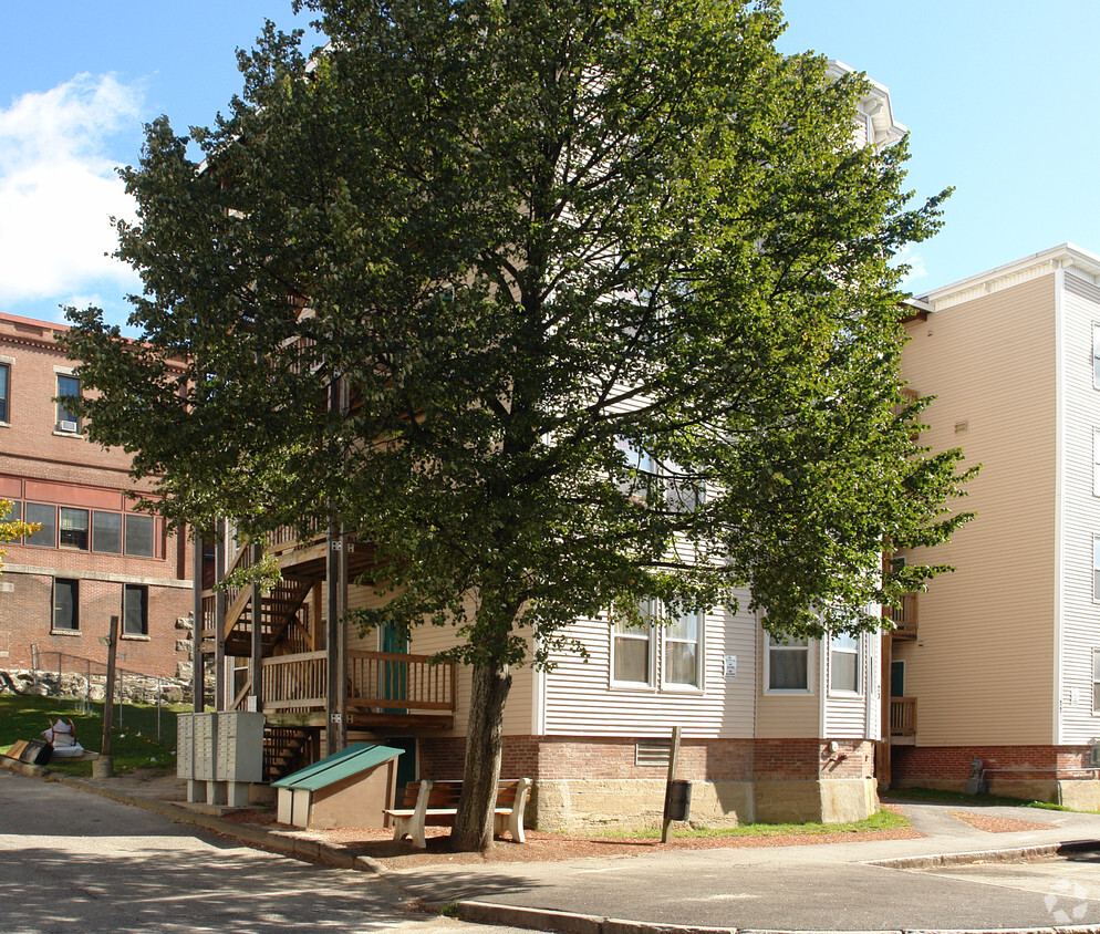 Building Photo - 20-22 Knox St