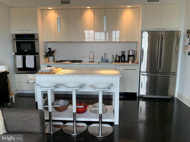 Foto del edificio - 1011 M St NW