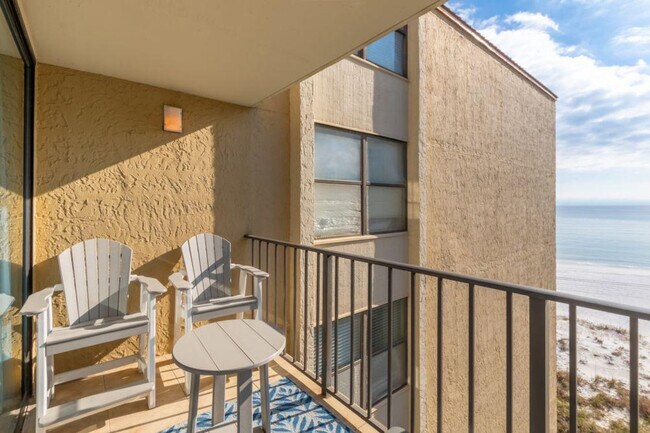 Foto del edificio - 511 E Beach Blvd