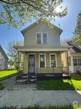 Building Photo - 2433 Weisser Park Ave