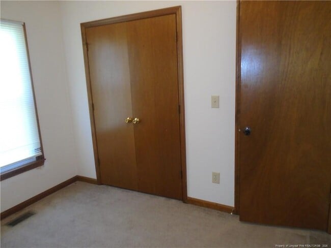 Foto del edificio - 921 Glen Reilly Dr