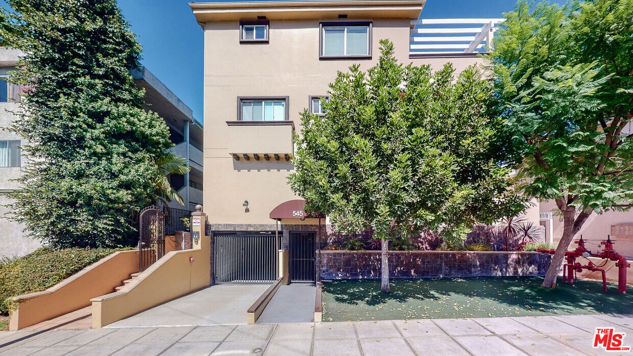 545 E Angeleno Ave Unit 104, Burbank, CA 91501 Apartment for Rent in