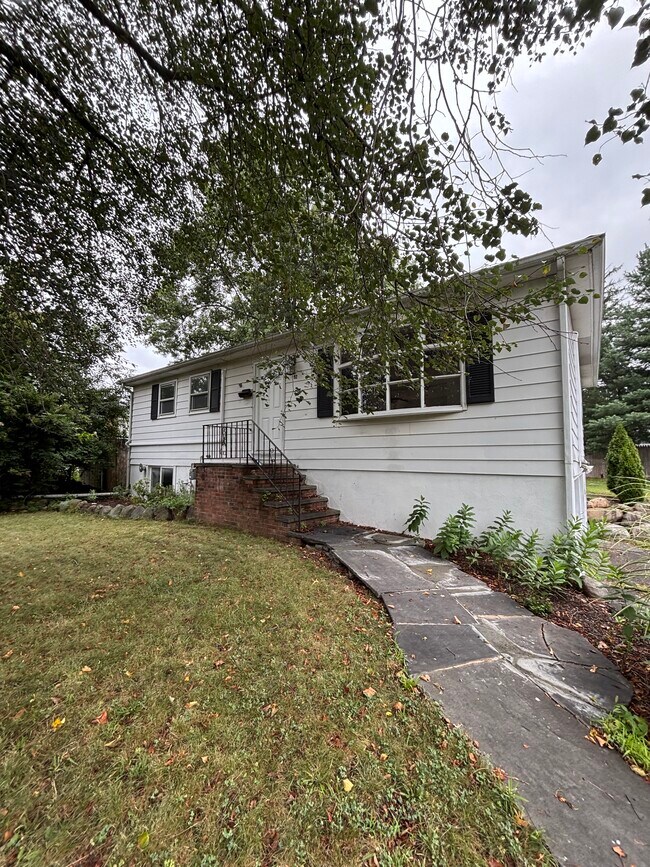 Photo - 52 Post St House