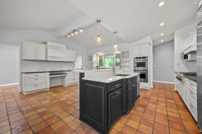 Foto del edificio - 1161 Winwood Dr