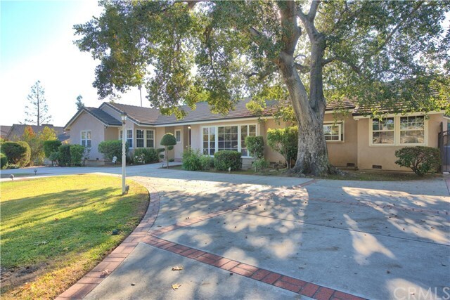 Building Photo - 1327 Oak Meadow Rd