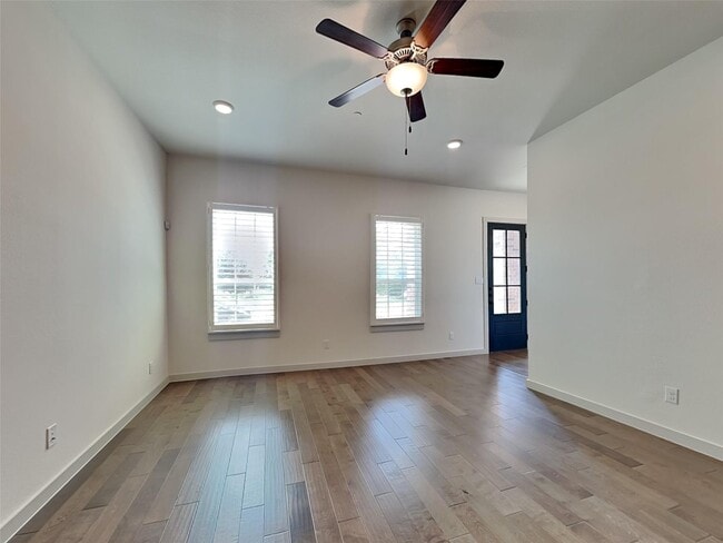 Photo - 7362 Sprangletop St Townhome