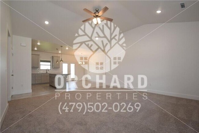 Building Photo - Tontitown- Single-Family Home- Stunning Ce...