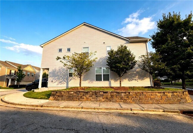 Foto del edificio - 602 Lofty Ln