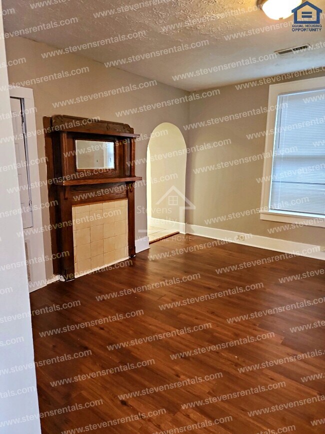 Building Photo - 515 Ben Hur Ave