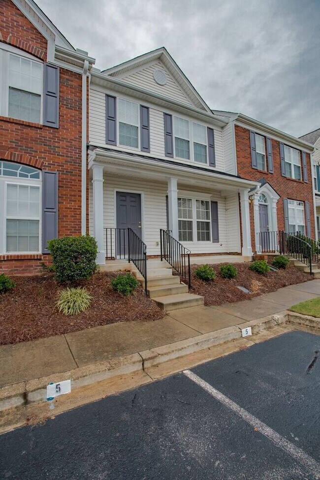 Building Photo - 5 Spring Crossing Cir