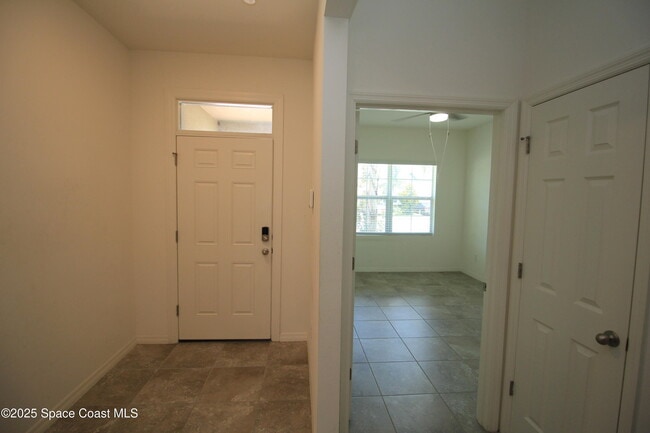 Building Photo - 2760 Ben Hogan Ct