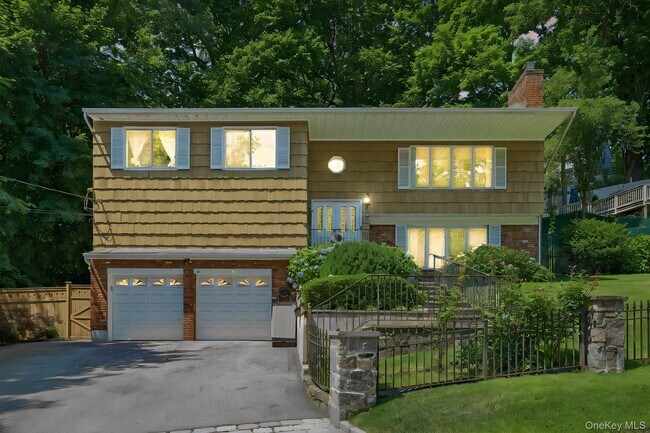 Foto del edificio - 80 Hickory Hill Dr