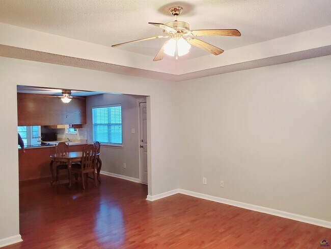 Foto del edificio - 113 Kentshire Ln