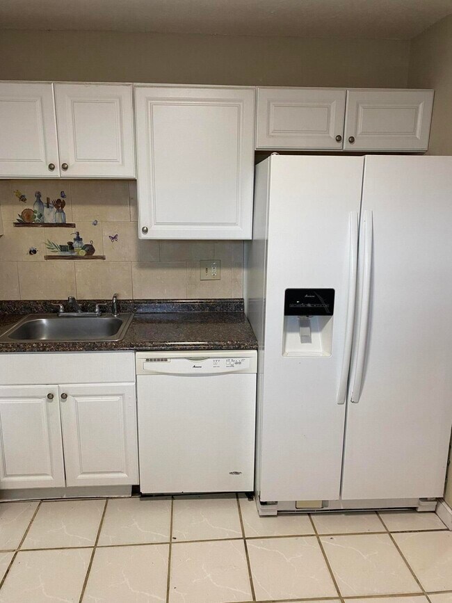 Foto del edificio - 5653 Barnstead Cir