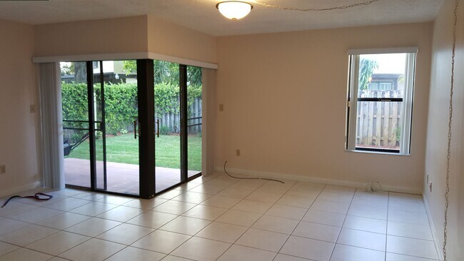 Foto del edificio - 12707 SW 66th Terrace Dr