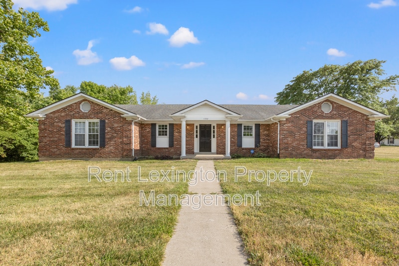 Foto principal - 1200 Tishoff Dr