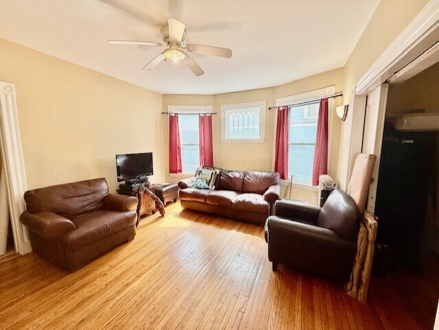 Primary Photo - 66 Roseland St