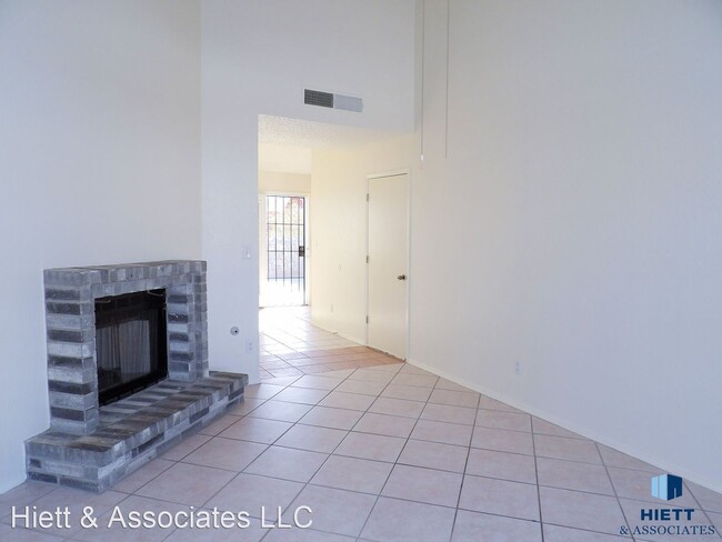 Foto del edificio - 3 br, 2 bath House - 4124 Edgar Park