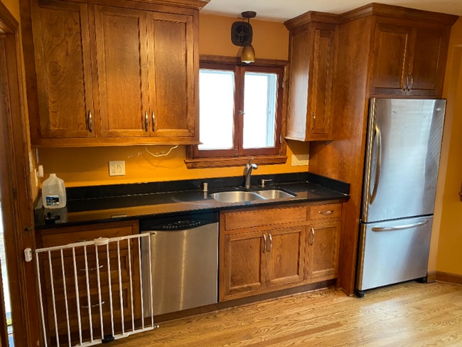 Foto del edificio - 2563 N 68th St