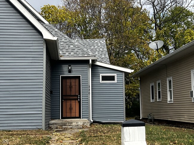 Building Photo - 330 W 40th St