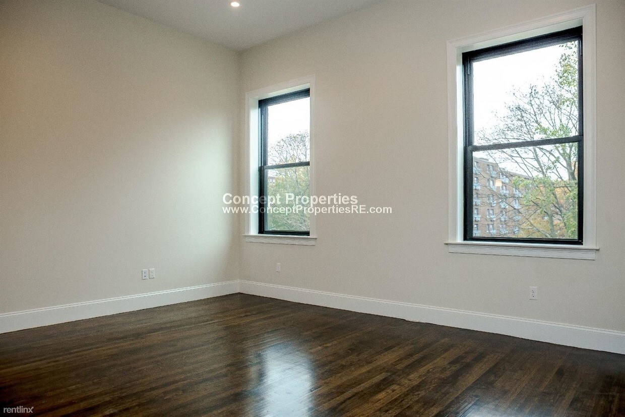 2 br, 1 bath - 11 Newcomb St Apt 8M - 2 br, 1 bath  - 11 Newcomb St Apt 8M
