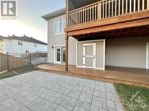 Building Photo - 744 Meadowridge Cir