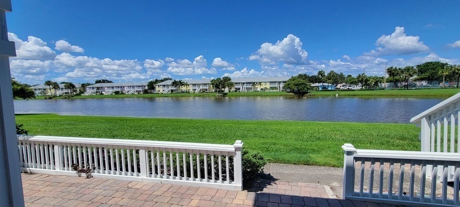 Photo - 237 Seahorse Dr SE-B