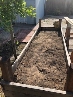 Building Photo - 2606 Bush Ave