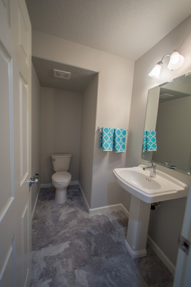 Foto del edificio - 16832 NW Oak Creek Dr