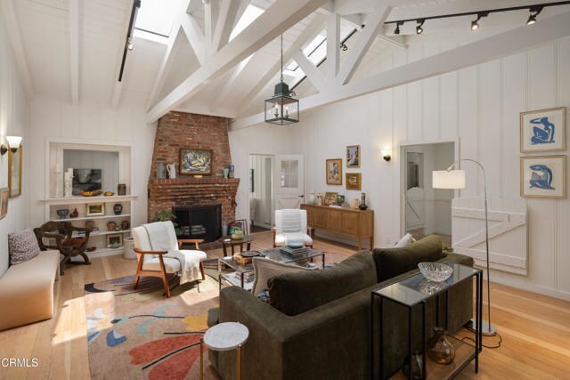 Foto del edificio - 4904 Hampton Rd