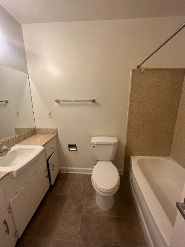 Building Photo - 430 S Gramercy Pl