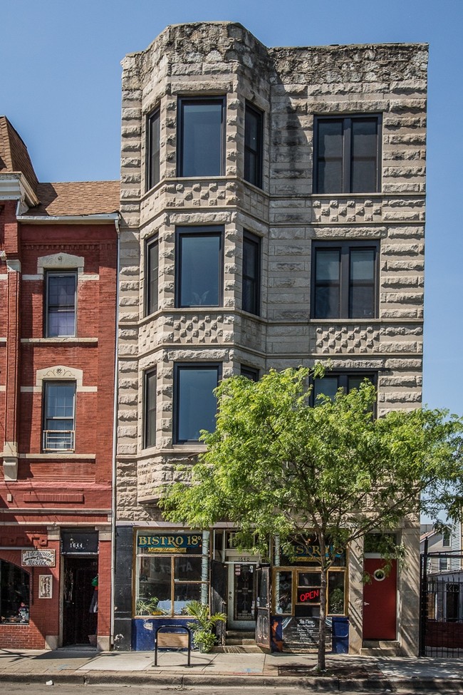 Building Photo - 1640 W 18th St