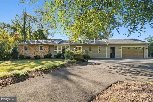 Building Photo - 1217 Morningside Ln