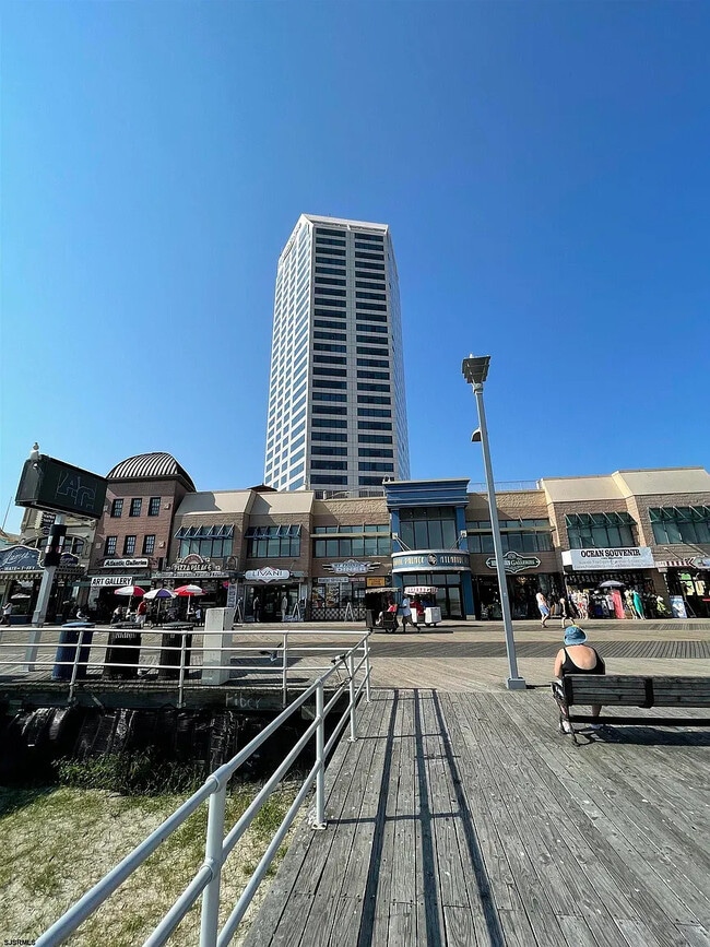 Building Photo - 1507 Boardwalk