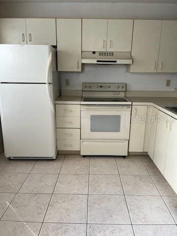 Building Photo - 2564 Woodgate Blvd