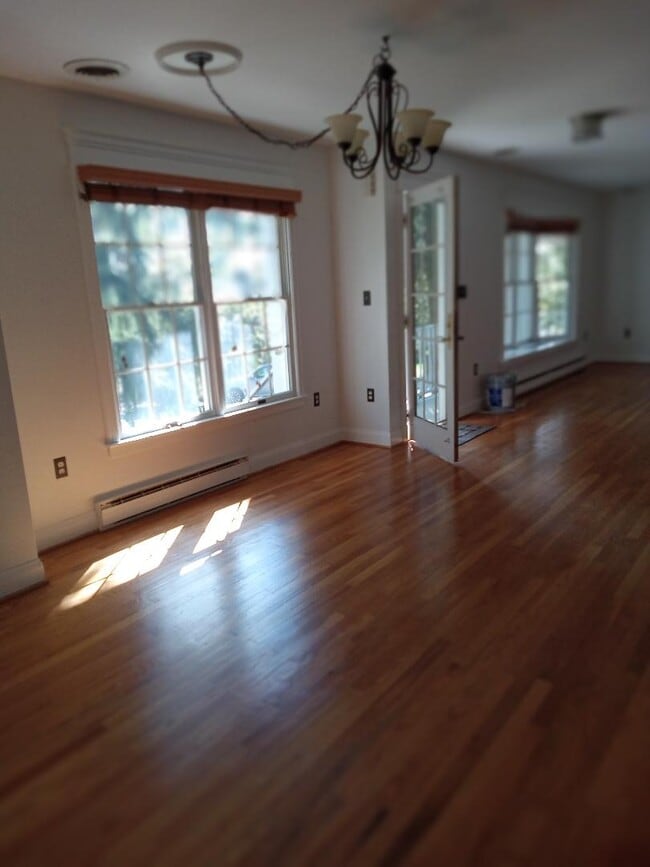 Building Photo - 1727 Broadlee Trail