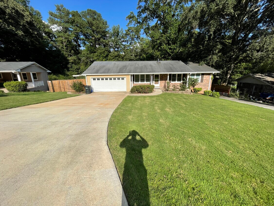 767 Smithstone Rd SE, Marietta, GA 30067 House for Rent in Marietta