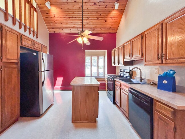 Building Photo - HISTORIC TWO-STORY HOME WITH CHARMING FEAT...