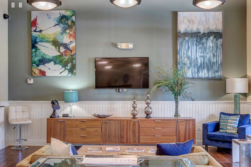 Cortland Independence Apartments at 14600 Avenue of the Groves Ave