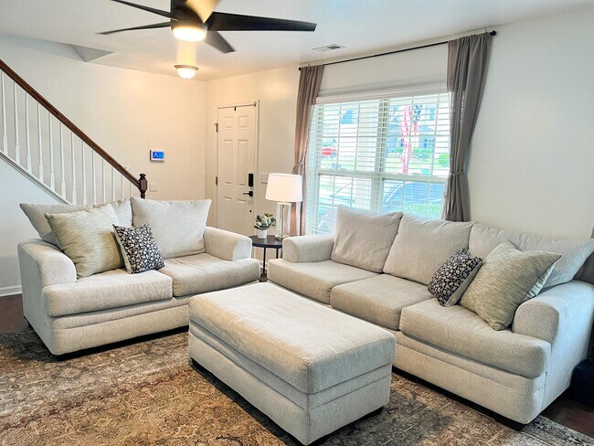 Foto del edificio - 52 Expedition Dr