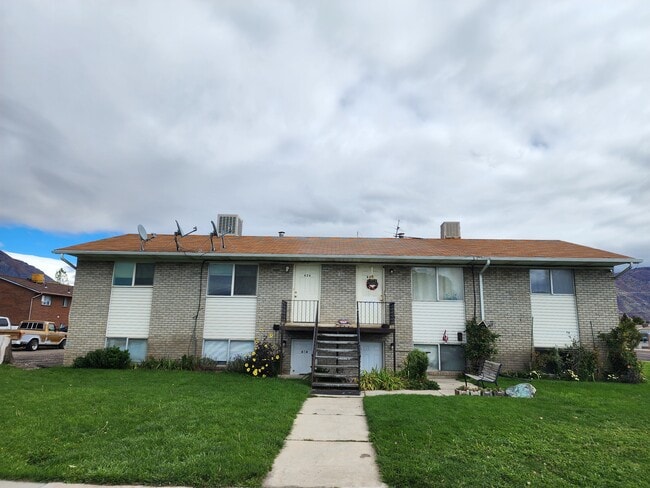 Building Photo - 624 N 340 E