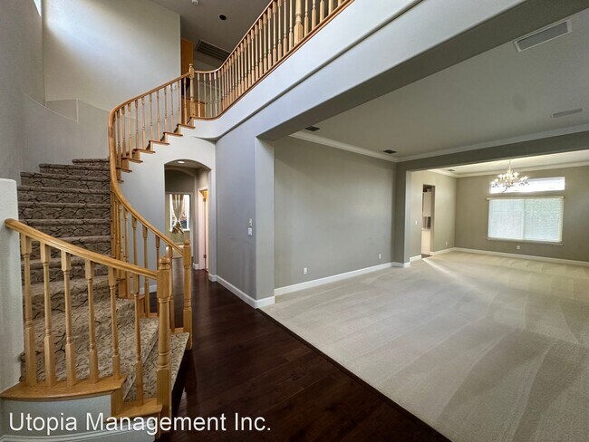 Foto del edificio - 4 br, 3 bath House - 25593 Crestfield Drive