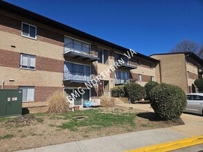 Building Photo - 4104 Daniels Ave