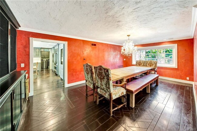 Foto del edificio - 5441 Calvin Ave