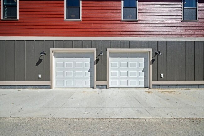 Foto del edificio - 6108 Northstead Ave