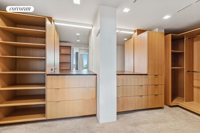 Foto del edificio - 101 W 67th St