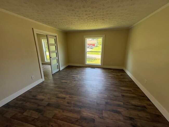 Foto del edificio - 122 Highland Cir